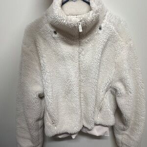 ALO Yoga White Foxy Sherpa Jacket